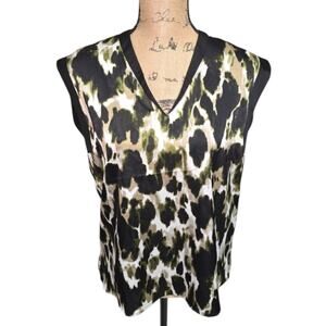 DKNY Stylish Camouflage Print Women's‎ Top Size Small New!